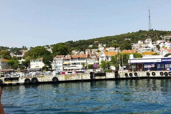 Büyükada Perşembe Pazarı - Resim 3