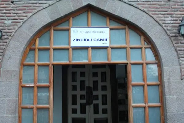 Zincirli Cami - Resim 15