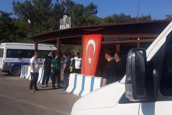 Bodrum Belediyesi Sokak Hayvanları Geçici Bakım Merkezi - Resim 9