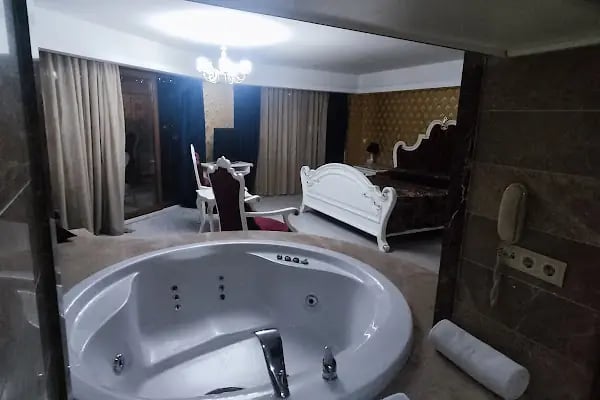Grand Corner Boutique Hotel - Resim 3