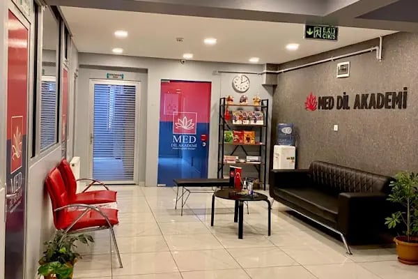 MED Dil Akademi Bayrampaşa Kurs Merkezi - Resim 12
