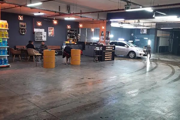 ARABAM OTO YIKAMA VE UYGULAMA MERKEZİ (ARABAM GARAJ) - Resim 3