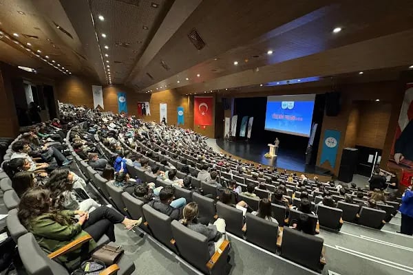 Antalya Büyükşehir Belediyesi Gazipaşa Kültür Merkezi - Resim 1