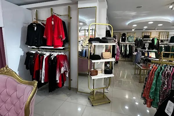 Royales Butik Saruhanlı - Resim 6