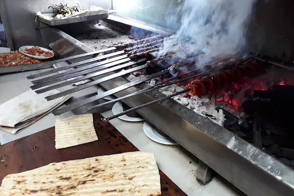 Adanalı Kebap Pide Salonu - Resim 15