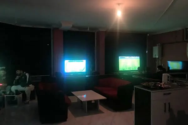 LOTUS PLAYSTATION CAFE - Resim 19