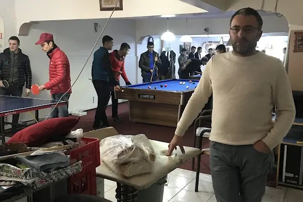Ṣampiyon Bilardo Internet Cafe - Resim 6