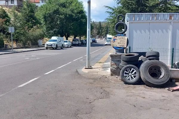 Gürel Oto Bakım Lastik Tamiri - Resim 1