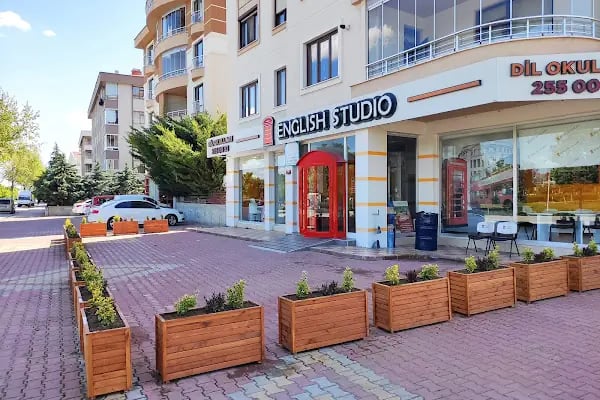 English Studio Almanca-İngilizce Yabancı Dil Kursları Ve IELTS-TOELF-YDS YÖKDİL Sınav Hazırlığı - Resim 4