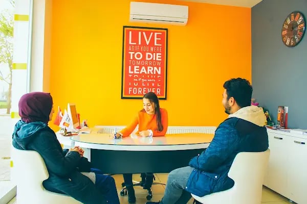 English Studio Almanca-İngilizce Yabancı Dil Kursları Ve IELTS-TOELF-YDS YÖKDİL Sınav Hazırlığı - Resim 6
