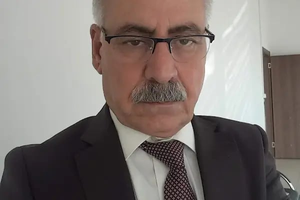 Büyükşehir Belediyesi Ek Hizmet Binası - Resim 20