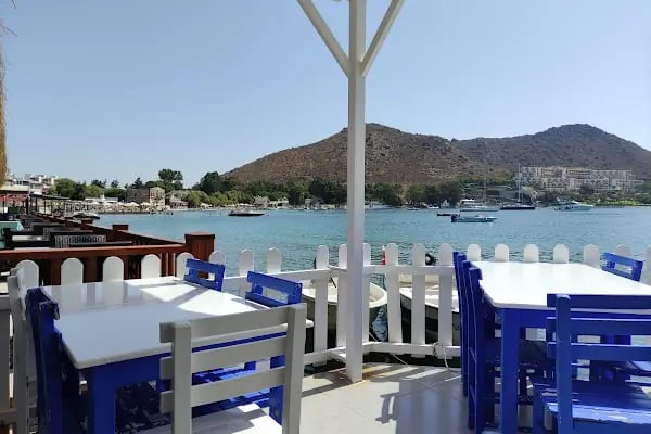 Ongun Cafe &amp; Bar - Resim 1