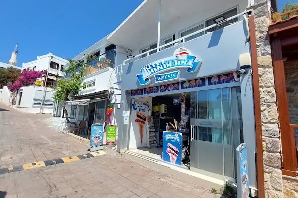 Ongun Cafe &amp; Bar - Resim 11