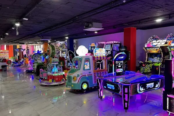Nirvana Cafe &amp; Bilardo - Resim 3