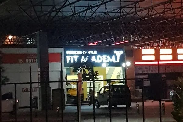 Fit Academy Gaziantep - Resim 14