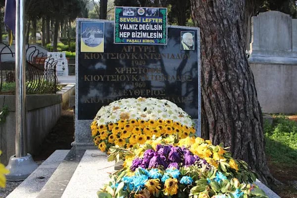 Büyükada Rum Ortodoks Kabristanı - Resim 18