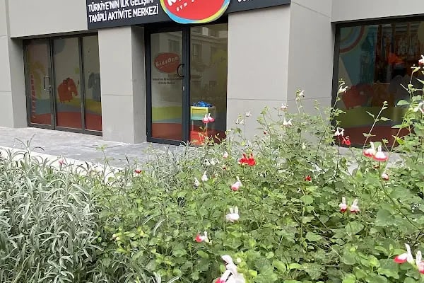 KidzOne Bayraklı - Resim 6