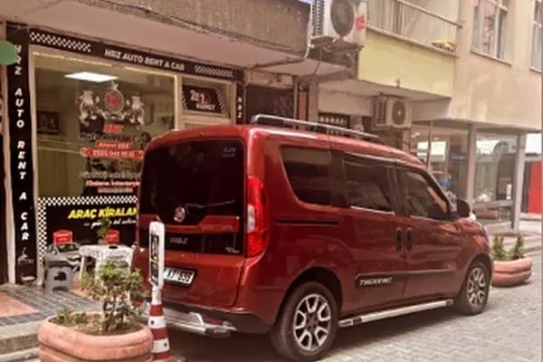 HRZ AUTO RENT A CAR - Resim 11