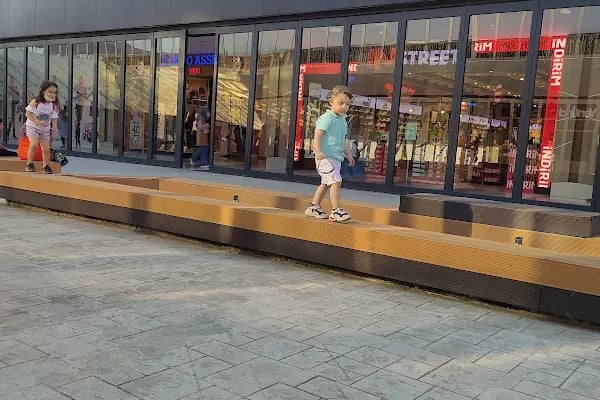 Avlu34 Alışveriş ve Yaşam Merkezi - Resim 17