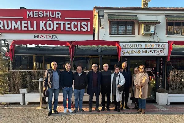 Meşhur Rumeli Köftecisi Mustafa - Resim 2