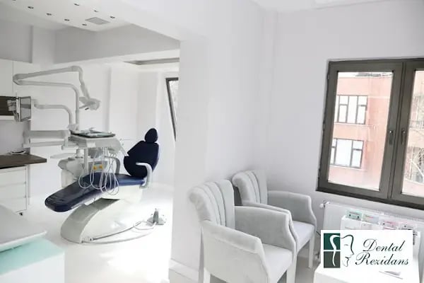 Denizli Dental Rezidans Çamlık Şubesi Ağız ve Diş Sağlığı Polikliniği - Resim 11