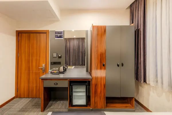 MED AİRPORT HOTEL - Resim 5