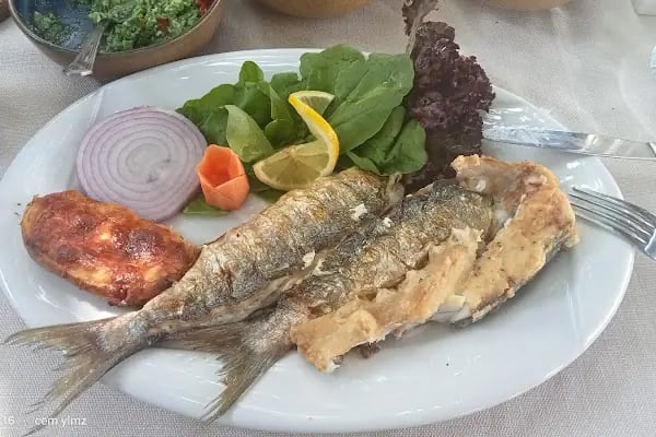 Foça Balık Restaurant - Resim 4