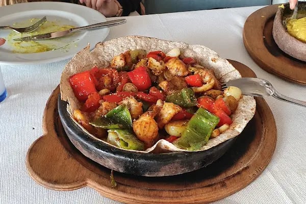Foça Balık Restaurant - Resim 18
