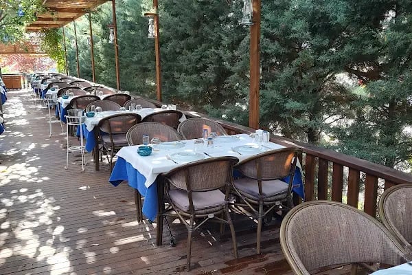 Foça Balık Restaurant - Resim 2