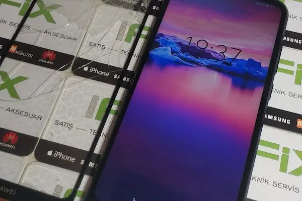 iFix Teknoloji Cep Telefonu, Bilgisayar, Şarjmax Satış ve Teknik Servis - Resim 4