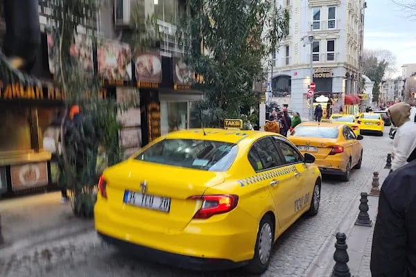 Yavuz Selim Tramvay Durağı - Resim 3