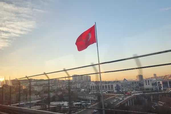 Yavuz Selim Tramvay Durağı - Resim 10