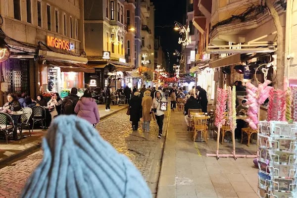 Yavuz Selim Tramvay Durağı - Resim 20