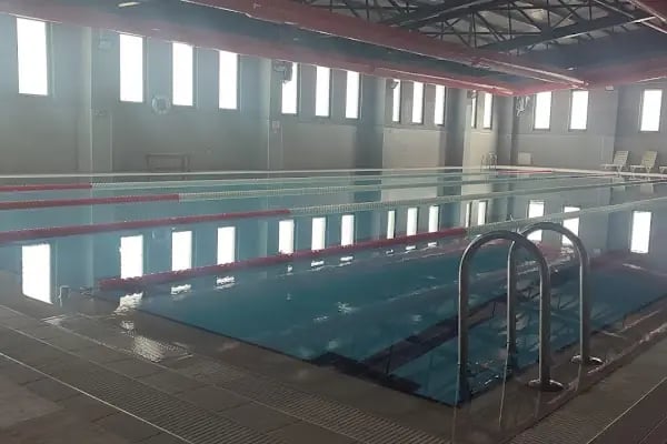 Yıldıztepe Yüzme Havuzu - Resim 4