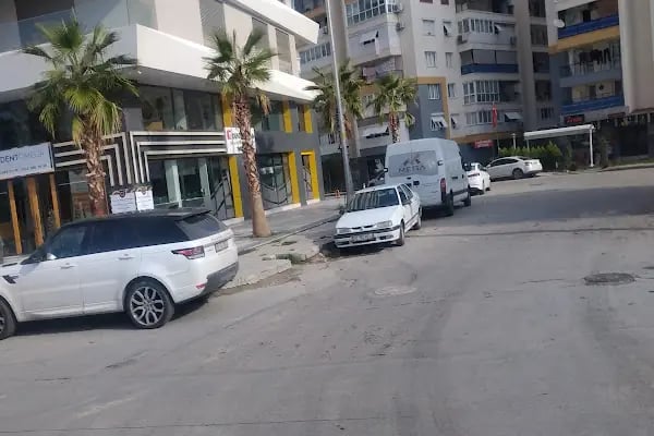 Dentomega İzmir İmplant Diş Polikliniği - Resim 4