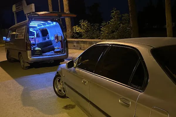CEYHAN OTO LASTİKÇi 7/24 MOBİL YOL YARDIM ARACI LASTİKÇİ KADİR USTA K. MARAŞ - Resim 6