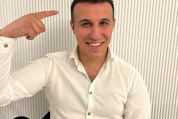 Egemen Güdül Hair Clinic Ankara Saç Ekim Merkezi Ankara - Resim 17