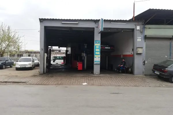 Berkay oto özel ford servisi - Resim 18