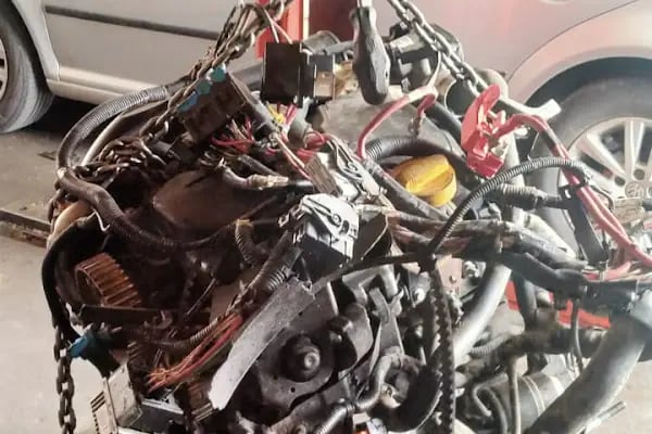 Berkay oto özel ford servisi - Resim 7