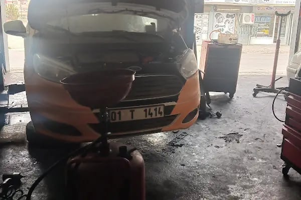 Berkay oto özel ford servisi - Resim 12