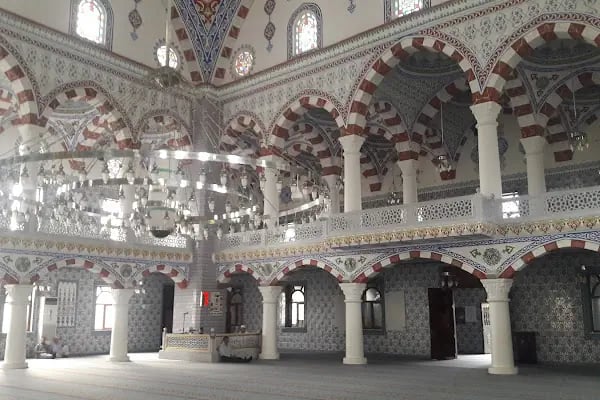 Sıddık Cami - Resim 18