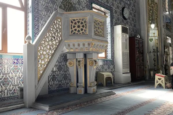 Sıddık Cami - Resim 13