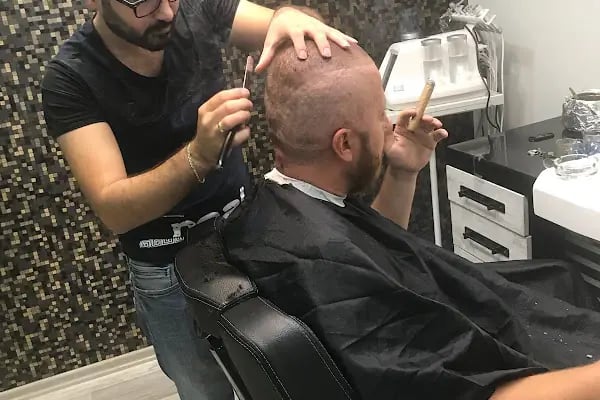 Saloon Muzaffer Kaya - Resim 5