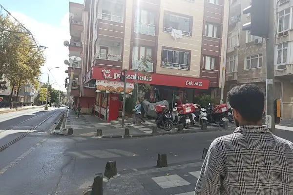 Pizzabulls Bağcılar - Merkez Mah. - Resim 3