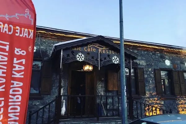 Petersburg Cafe&amp;Restaurant - Resim 2