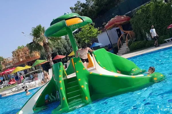 Aqua Yaşam Uzundere Yüzme Havuzu - Resim 13