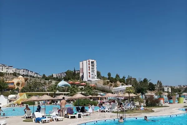Aqua Yaşam Uzundere Yüzme Havuzu - Resim 3