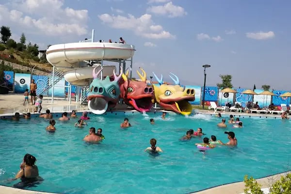 Aqua Yaşam Uzundere Yüzme Havuzu - Resim 1