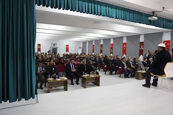 Ceyhan Mesleki ve Teknik Anadolu Lisesi - Resim 5