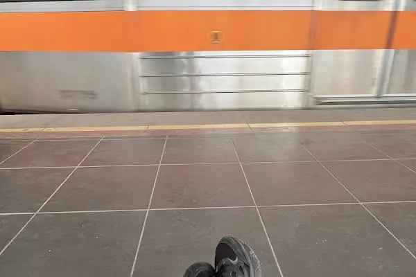 Anadolu Lisesi Metrosu - Resim 12